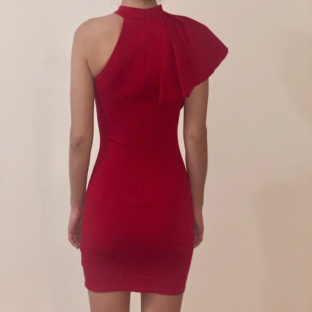 NECESSARY OBJECTS RED ELEGANT DRESS